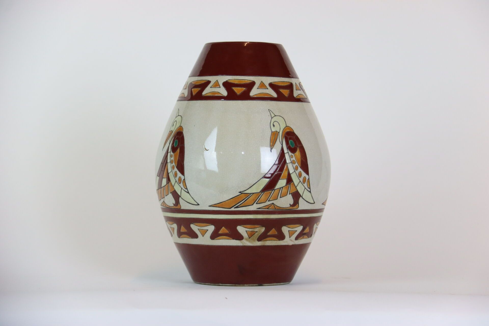 Null 大型装饰艺术风格裂纹陶瓷花瓶，上面有驰骋的橙色羚羊 - 高 30 厘米。背面印有 Keralouve 字样。保存状况良好。