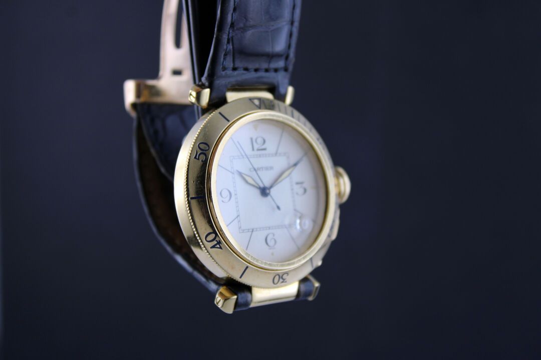 Null CARTIER Pasha ref. 1987 / 8209
Reloj de pulsera en oro amarillo de 18 quila&hellip;
