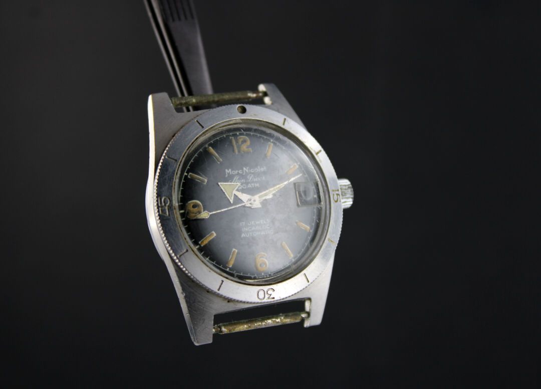 Null MARC NICOLET Skindiver ref. 651
Steel bracelet watch. Round case with exter&hellip;