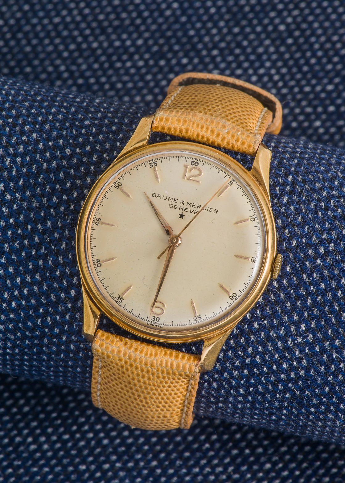 BAUME & MERCIER Classic 18K (750 ‰) yellow gold watch, the round case with clipp&hellip;