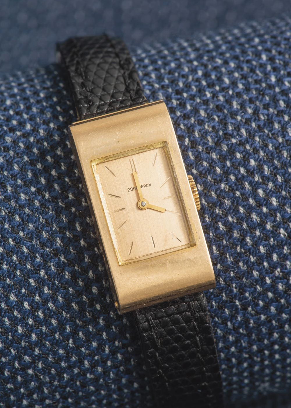 BOUCHERON , vers 1968 Ladies' watch model Reflet, rectangular case in 18K (750 ‰&hellip;