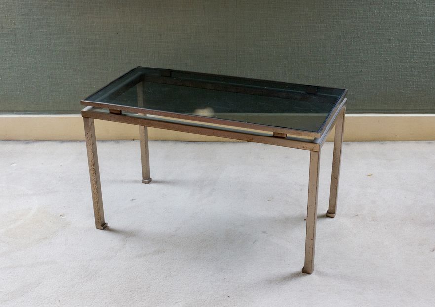 Null Petite table basse rectangulaire en métal à plateau de verre gris

37,5 x 6&hellip;