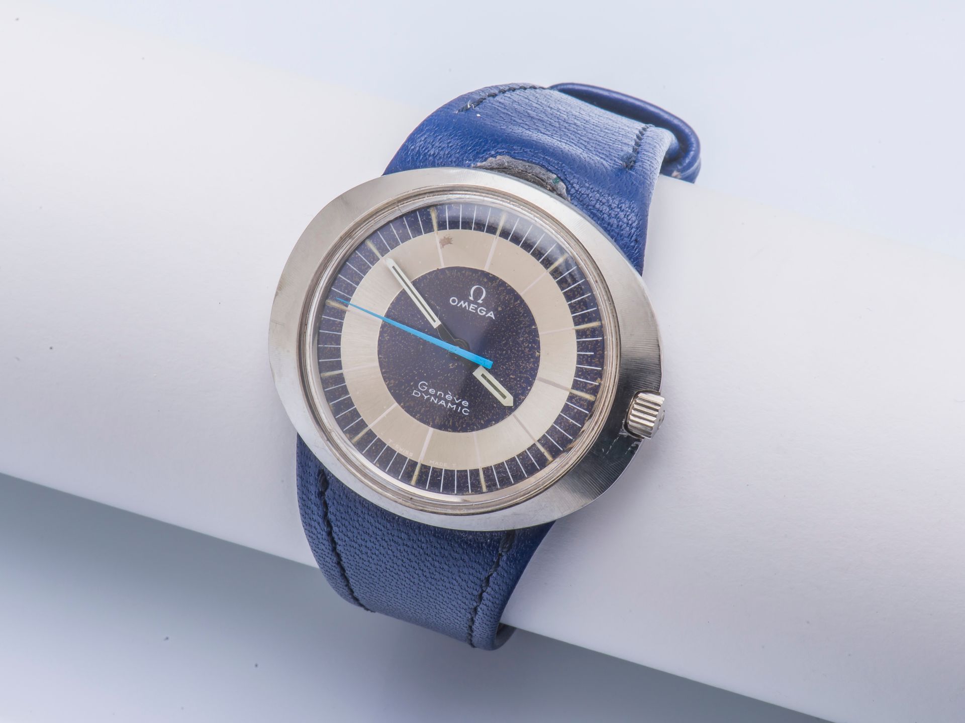 OMEGA après 1968 Dynamic Genève watch, steel case, one-piece oval shape engraved&hellip;