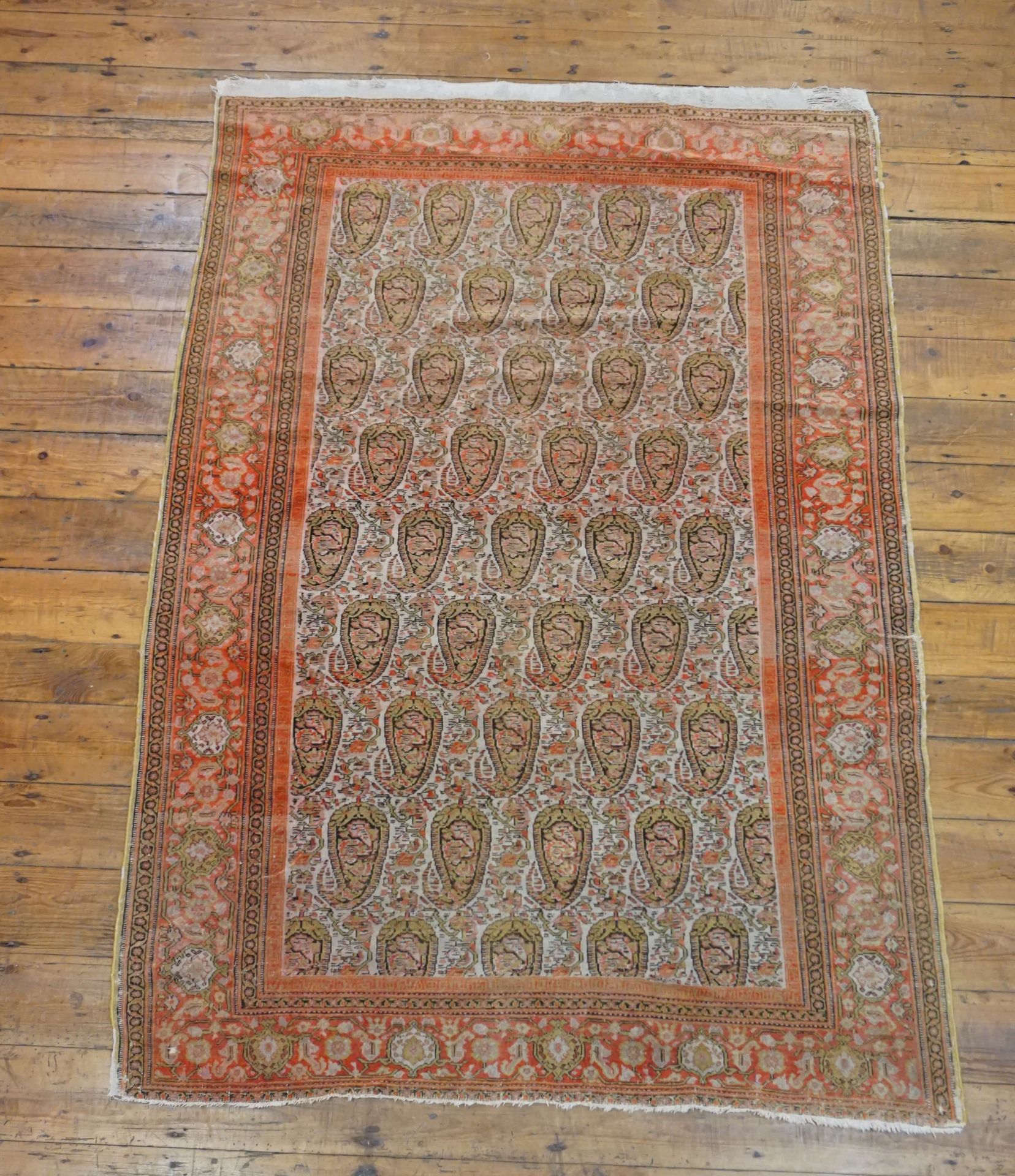 Null Oriental carpet. 200x132 cm