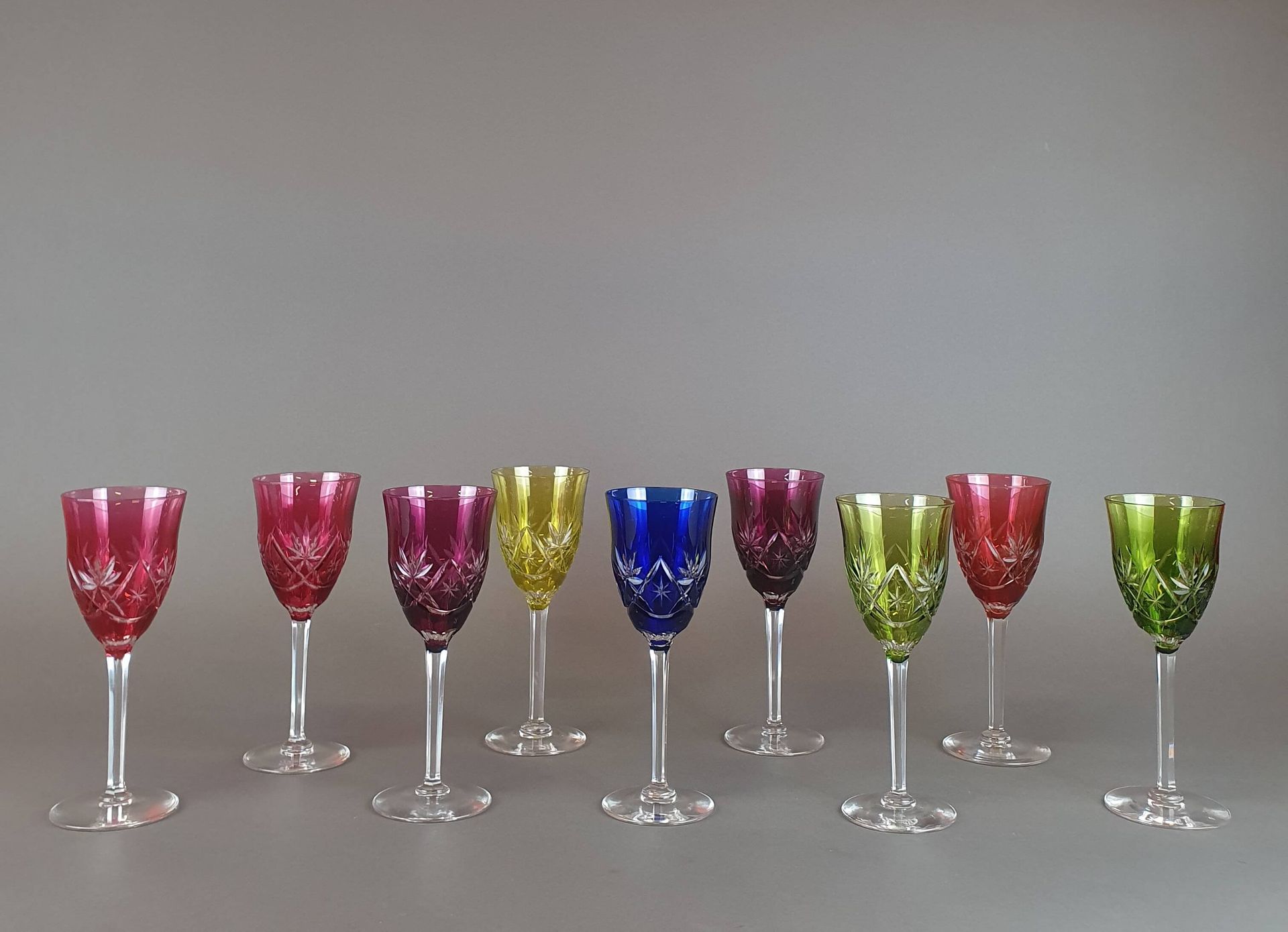 Null 
Partie de service en cristal du Val-Saint-Lambert composé de 9 verres de c&hellip;