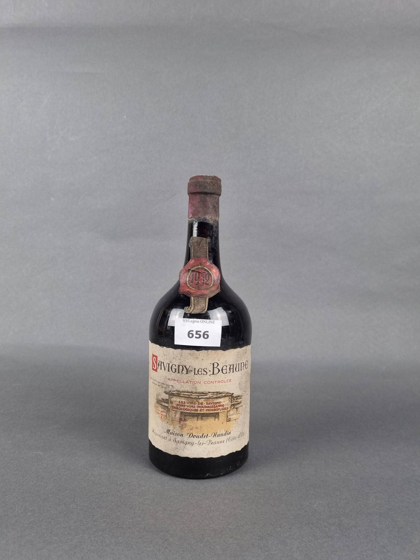 Null 1 bouteille de Savigny-Les-Beaune 1952