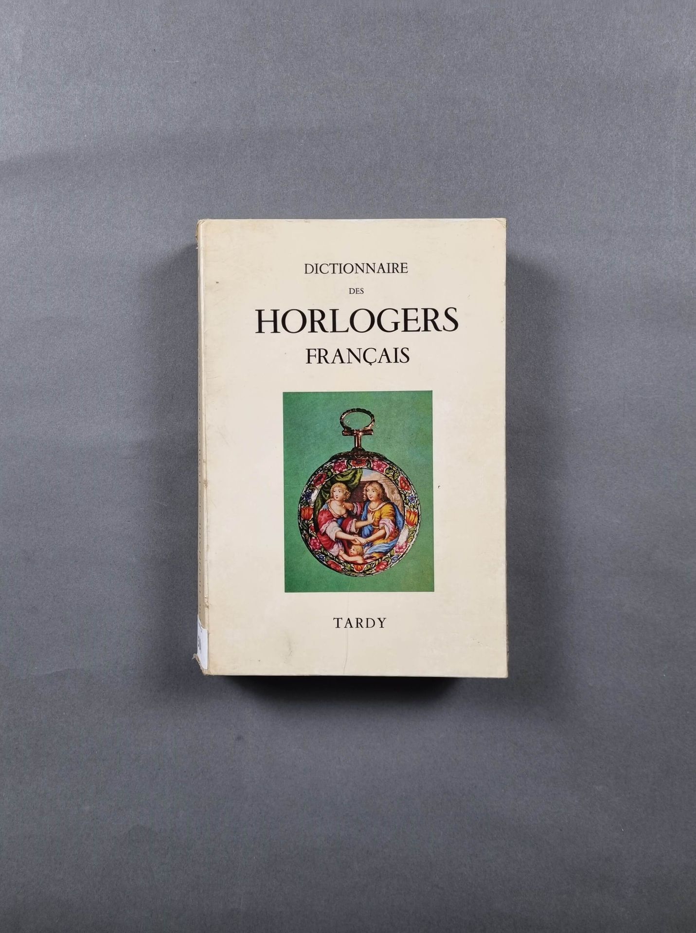 Null TARDY : Dictionnaire des horlogers français. Editions Tardy, 1971.
