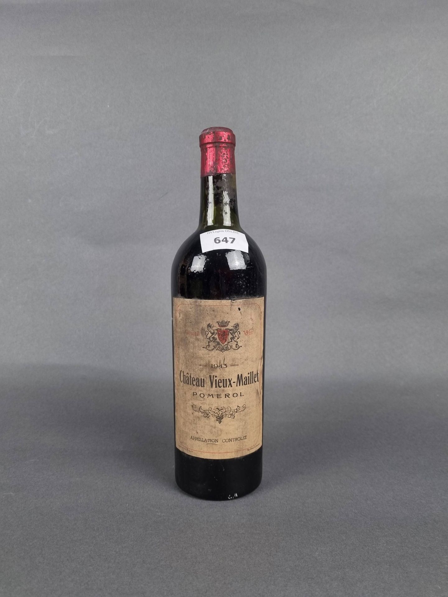 Null 1 bouteille de Château Vieux-Maillet Pomerol 1943.