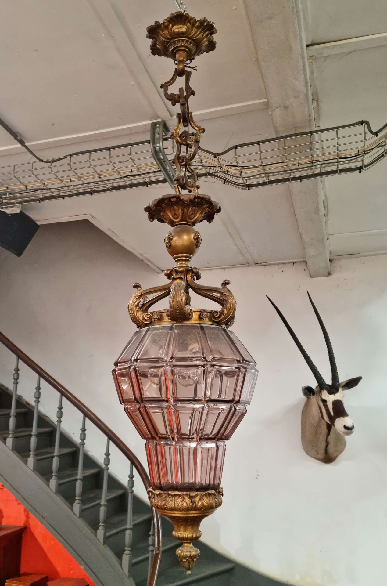 Null Lanterne de hall en cristal et bronze. H totale : 120 cm
