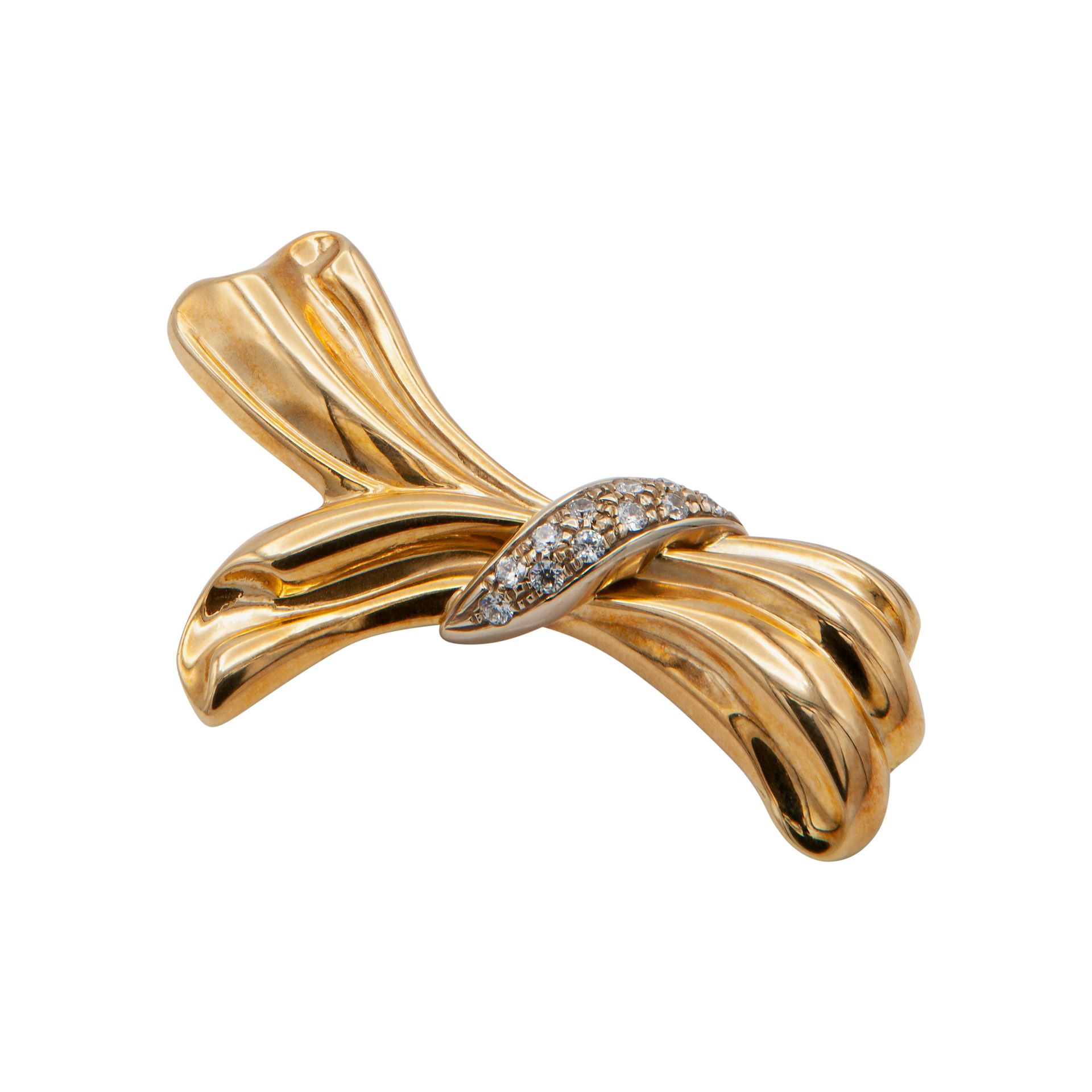 Null 18kt yellow gold bow-shaped brooch with 11 diamonds, weighing around 0.40 c&hellip;