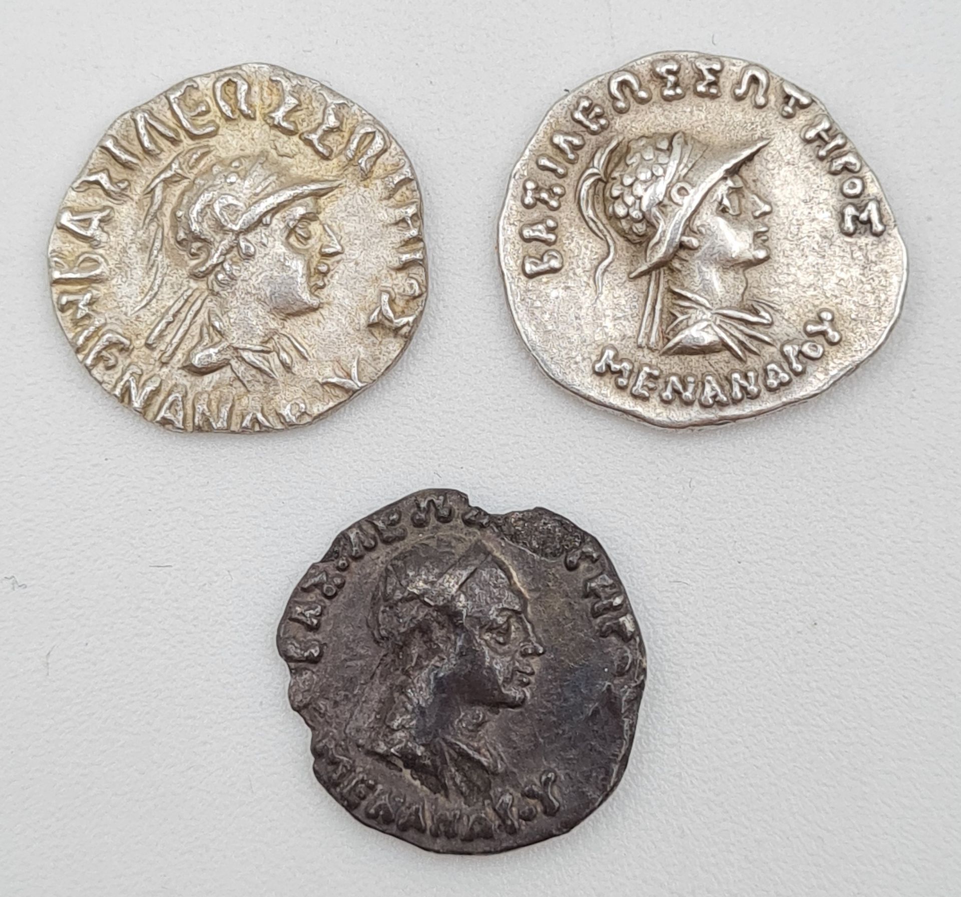 Null Lot de 3 Monnaies Grecques - ROYAUME DE BACTRIANE - MENANDRE Ier SOTER (160&hellip;