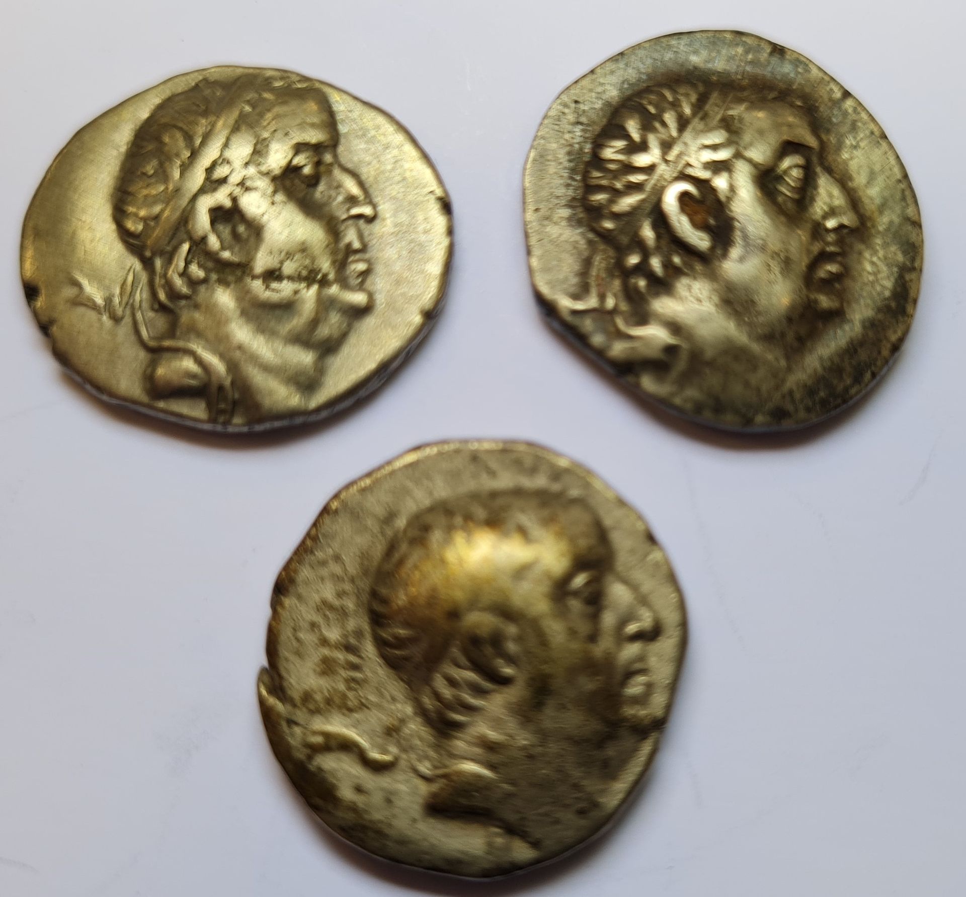 Null Lot de 3 Monnaies Grecques - ROYAUME DE CAPPADOCE - ARIOBARZANES Ier PHILOR&hellip;