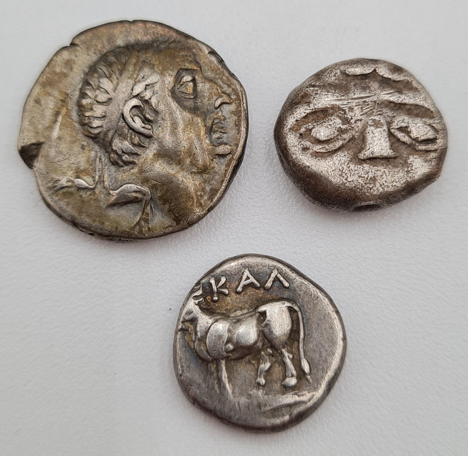 Null Lot de 3 Monnaies Grecques - ROYAUME DE CAPPADOCE, ARIOBARZANES Ier PHILORO&hellip;
