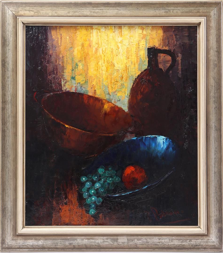 Peter Brouwer 彼得-布劳威尔(1935-2010)

静物画，有一个蓝色的水果碗，一个陶器壶和一个带耳朵的铜碗，帆布70x60厘米