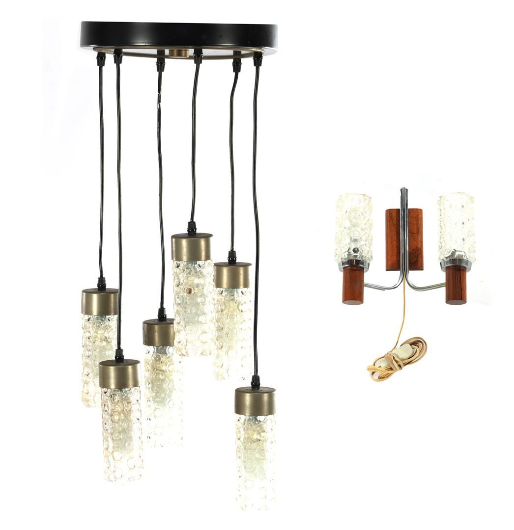 Adjustable hanging lamp 6灯可调式吊灯，带圣杯，每个圣杯19厘米，2灯胡桃木壁灯，西欧 1970年代
