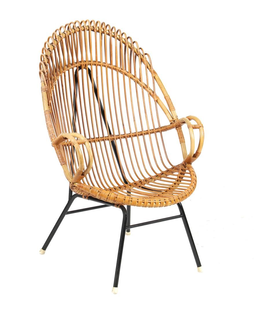 Rattan armchair 藤制扶手椅与发黑的金属框架，Rohe Noordwolde，1970年代