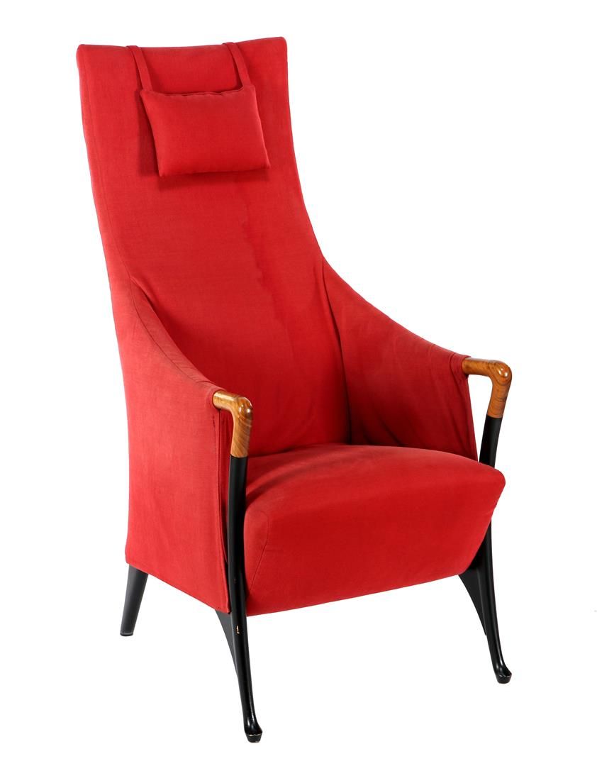 Umberto Asnago Umberto Asnago (1949-)

Red upholstered armchair with polished wa&hellip;