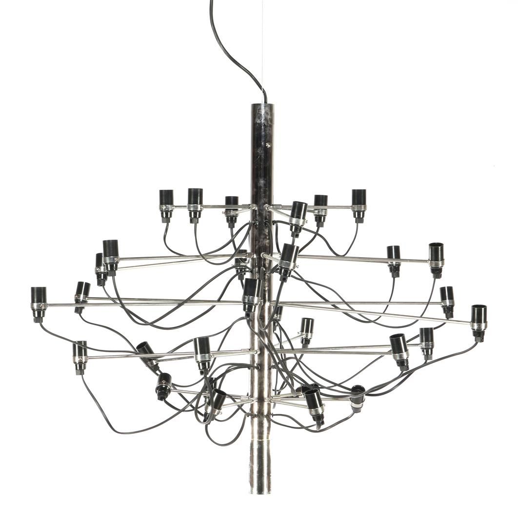 GINO SARFATTI Gino Sarfatti (1912-1985)

Lampe couronne à 30 lampes en métal, de&hellip;
