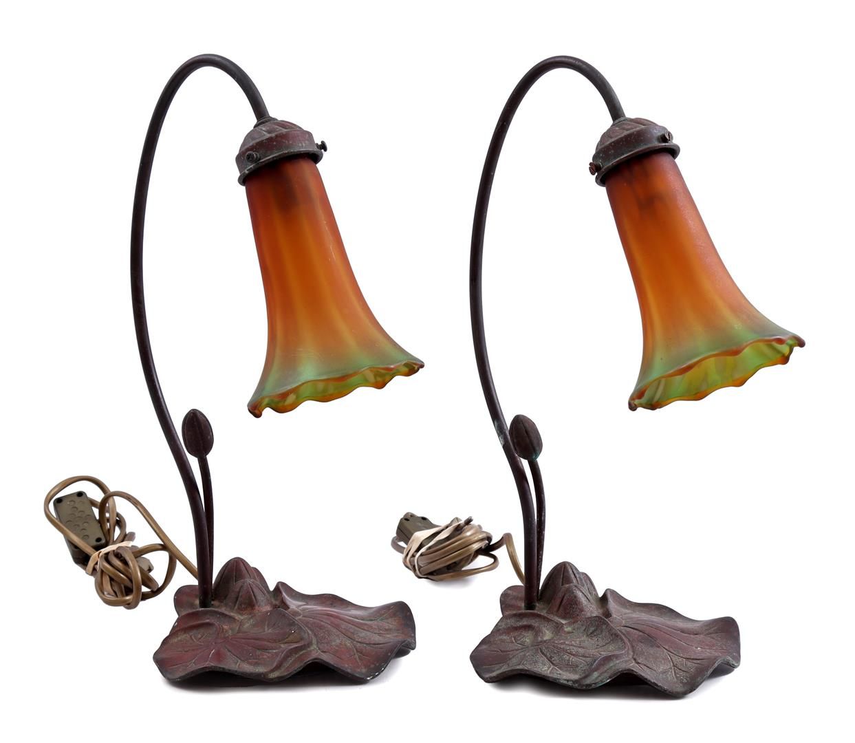 Null 2 lampes de table en métal couleur bronze avec abat-jour en verre pasta, de&hellip;