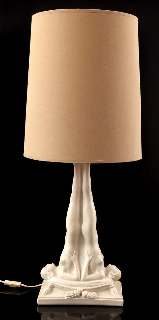Null Lampe de table en plâtre base de 2 femmes allongées avec abat-jour rembourr&hellip;