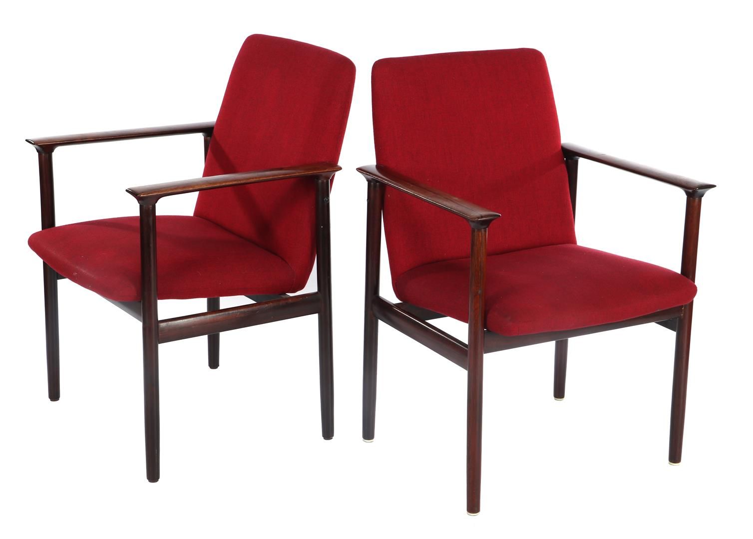 Cor Bontenbal Cor Bontenbal
2 张红木扶手椅，红色软垫，Cor Bontenbal 设计，Fristho Franeker 施工，型&hellip;