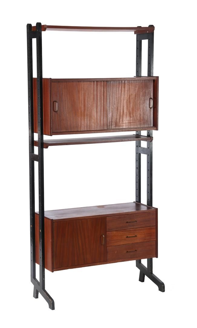 Null 柚木单板壁柜，顶柜有 2 扇推拉门，2 个搁板，底柜有门和 3 个抽屉，荷兰 Simpla Lux 于 20 世纪 60 年代制造，高 180 厘米，&hellip;