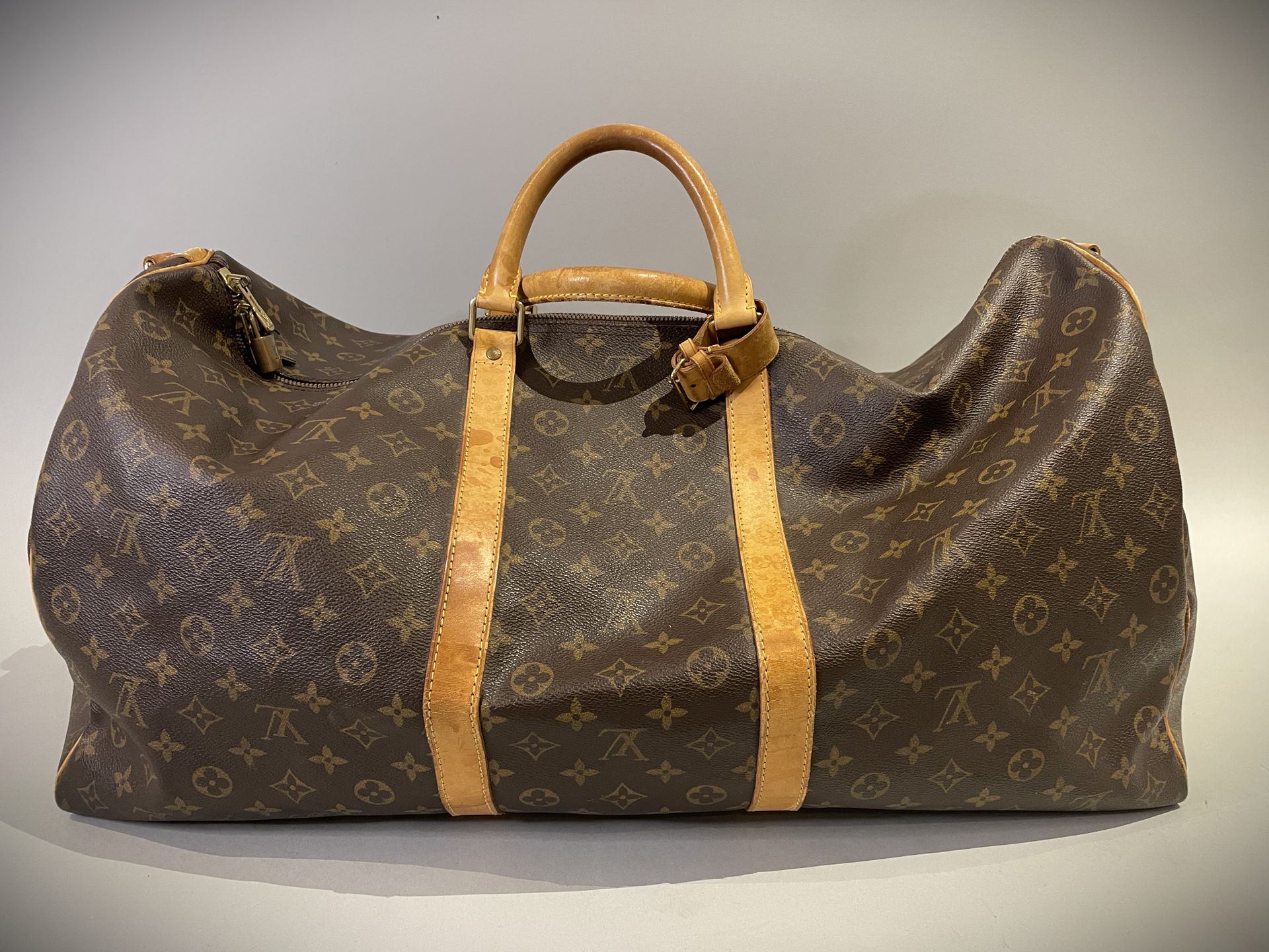 Louis VUITTON Paris Weekend bag Keepall model in monogra…