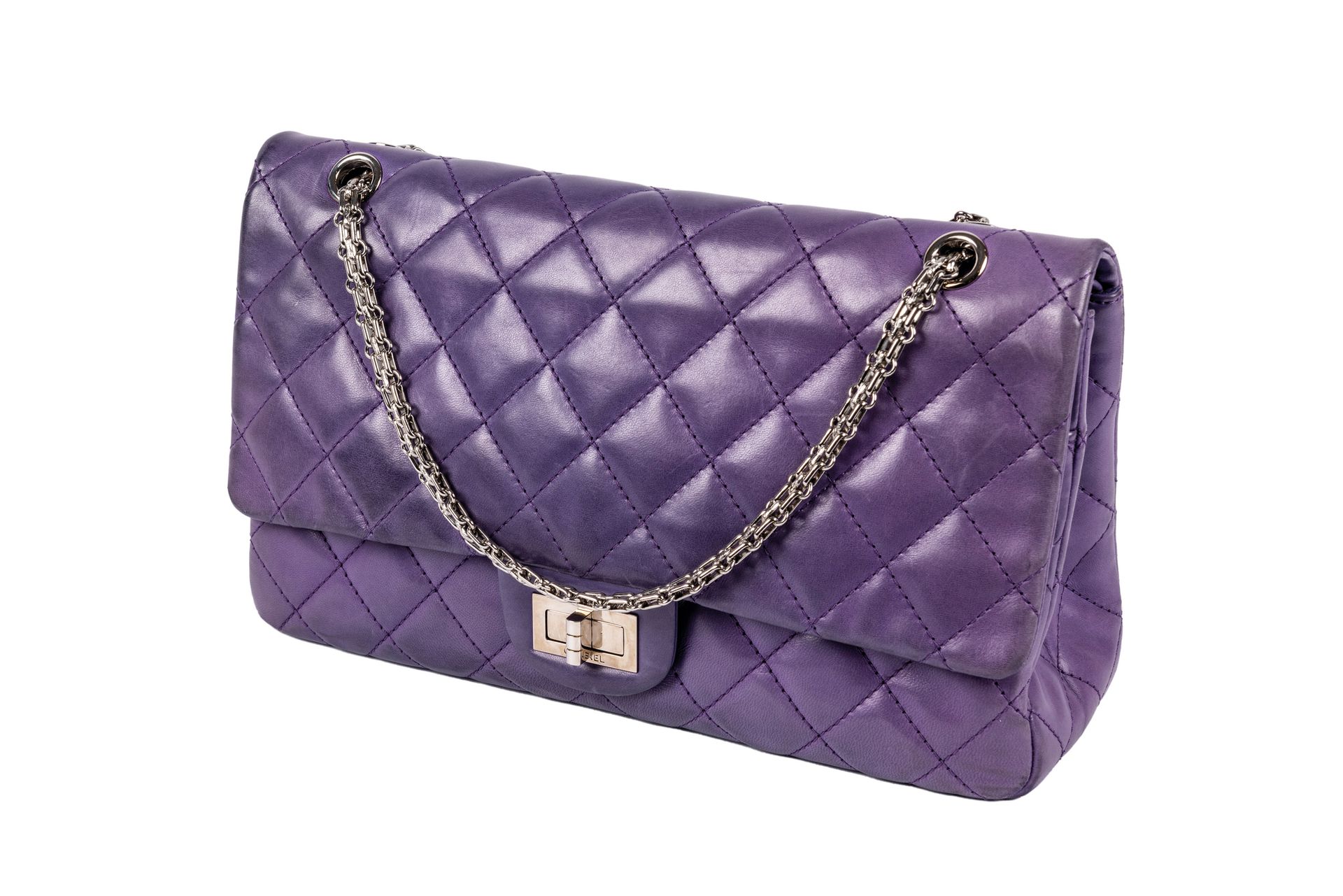 Null Chanel. 2,55 borsa in pelle color vino. Chiusura a doppio battente con fibb&hellip;