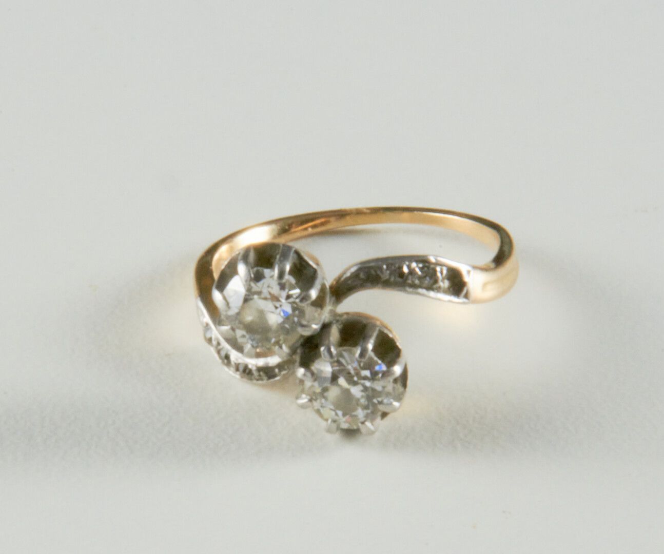 Null A Toi & Moi gold and diamond ring - weight : 3g