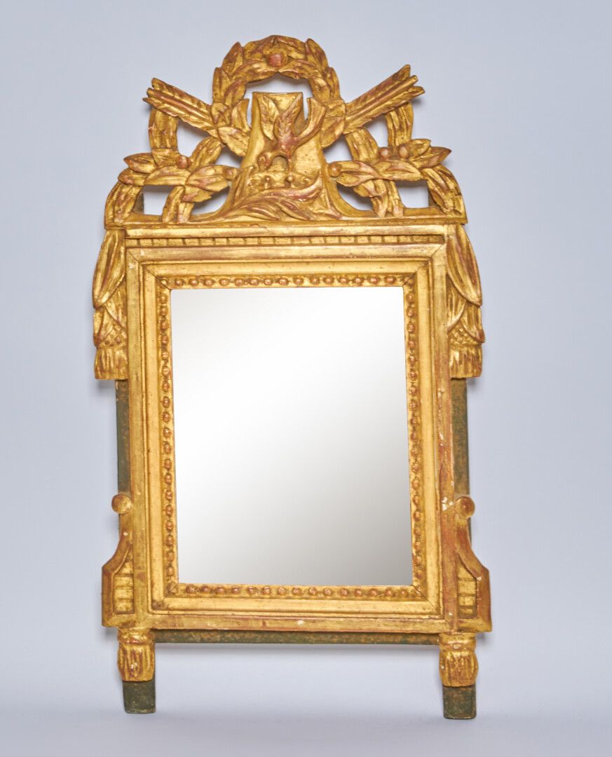 Null Un pequeño espejo de estilo Luis XVI - 63x36