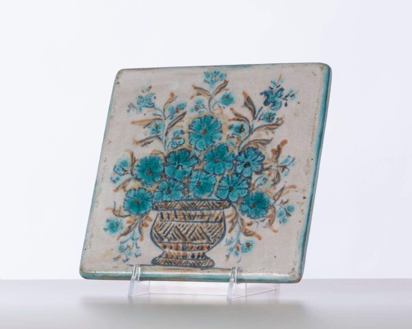 Null CAZAUX

A trivet decorated with a bouquet of flowers - 20x19,5 (chipped on &hellip;