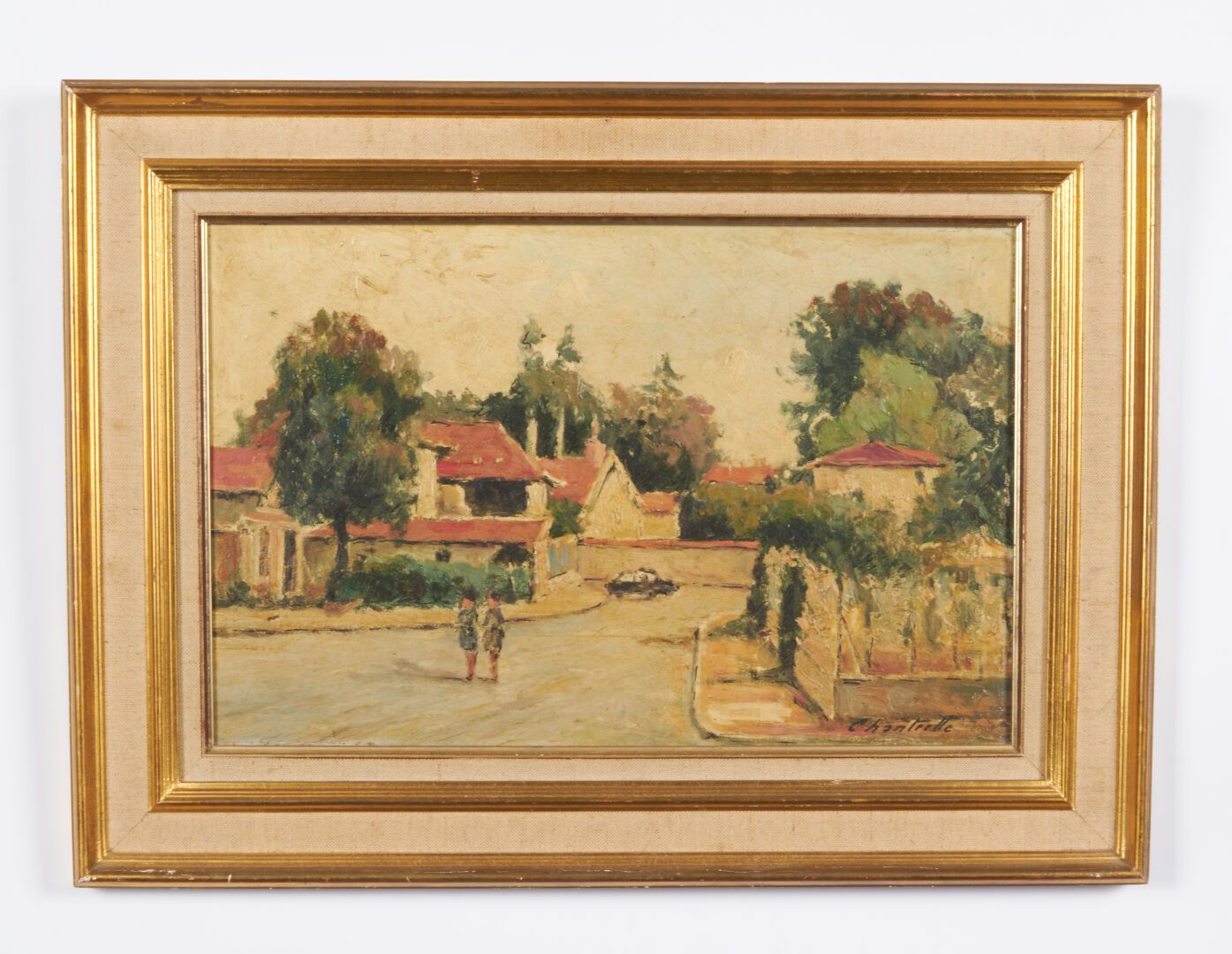 Null 陈卓尔-吕西安 (1890 -?)

"繁忙街道的一角--布里耶纳城堡 "油画板，右下方有签名--26.5x40.5