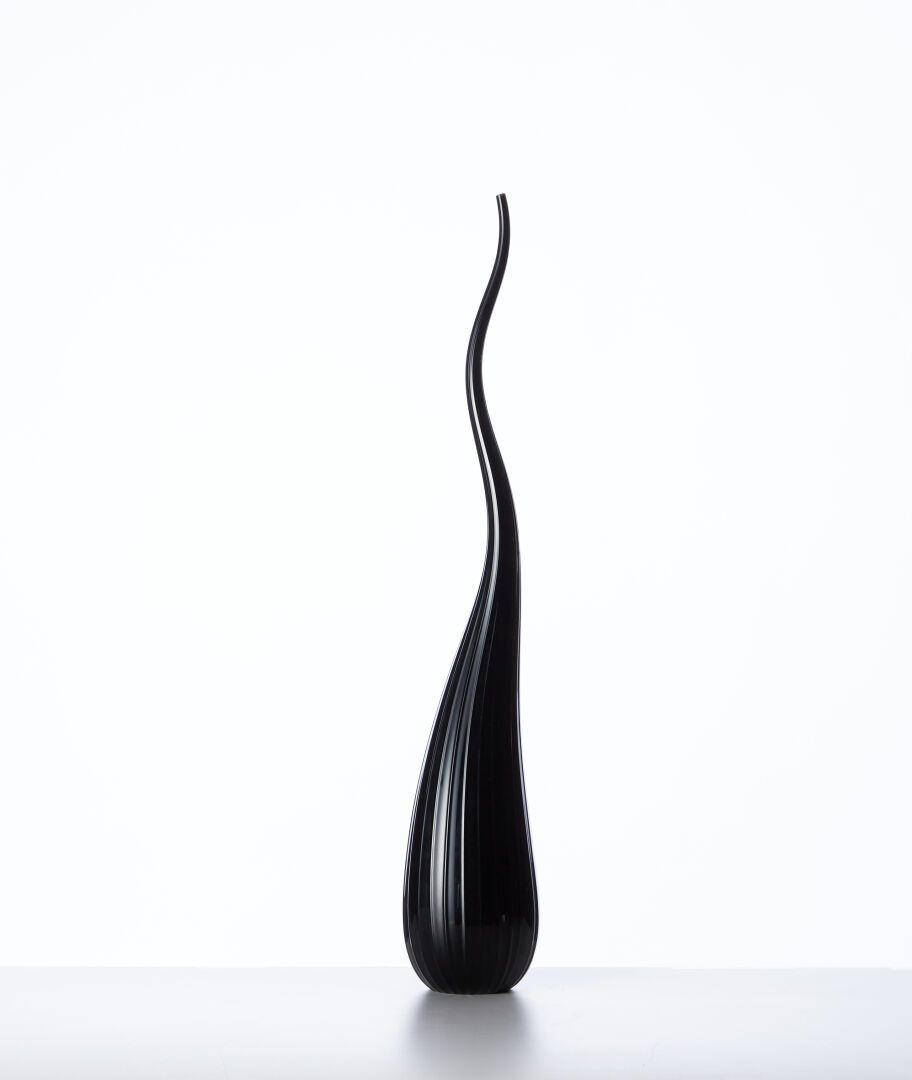 Null SALVIATI Murano

A large black soliflore vase - H: 57
