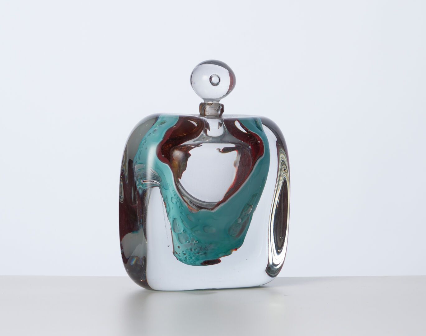 Null CARRERE Xavier (b. 1966)
Blown glass bottle
H : 18 cm