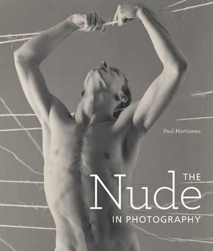 Null The Nude in Photography. Getty, 2014. 
Né comme Vénus sur la demi-coquille &hellip;