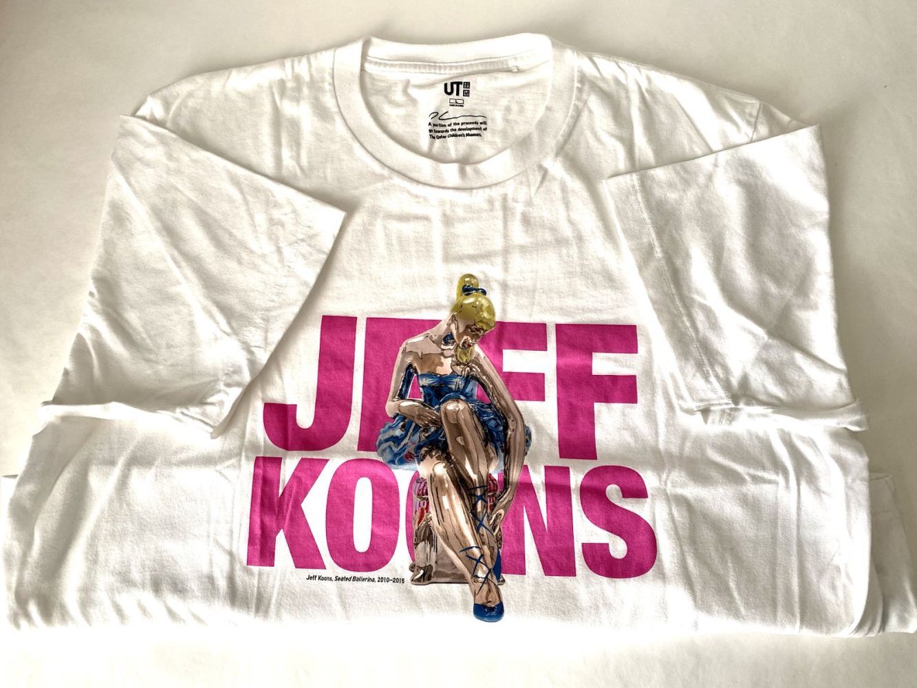 Jeff Koons x Uniqlo - Seated Ballerina T-Shirt 杰夫-昆斯 x 优衣库 - 坐着的芭蕾舞女郎 T恤

白色棉质T恤&hellip;