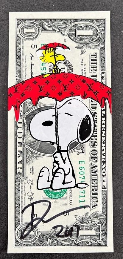 DEATH NYC 艺术家DEATH NYC在真实的一美元纸币上的拼贴画，有签名和日期。独特的作品。
标题：SNOOPY UMBRELLA。
出售时附有艺术家的&hellip;