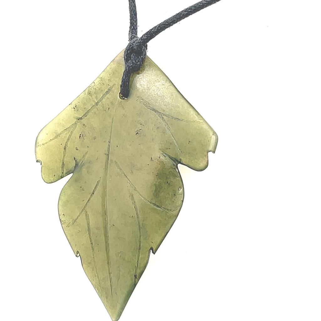 Null COLLIER DE JADE - GADE1