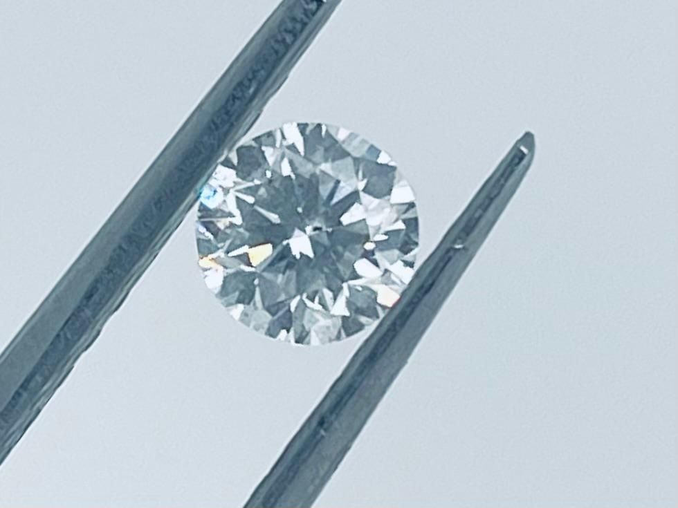 Null 钻石 0.46克拉 颜色纯度 si2 - 明亮式切割 - 证书编号 - C21224-26