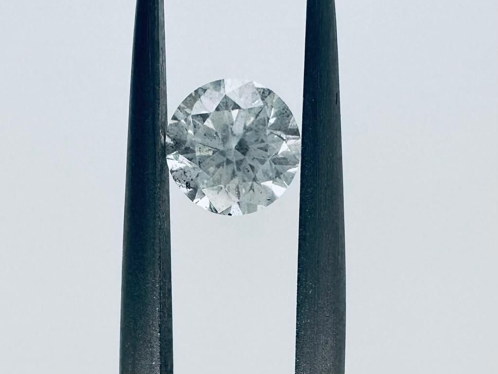 Null 钻石0.62克拉F - si2 - 明亮式切割 - 激光雕刻+证书编号*爱情系列* - C30221-9