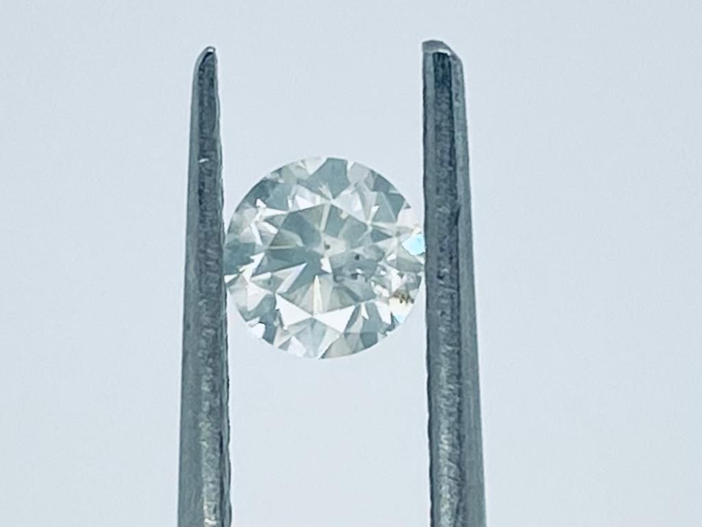 Null 钻石0.5克拉花色灰色纯度I1-明亮式切割-证书编号-C21113-8