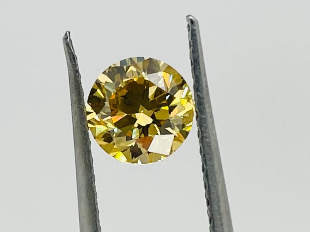 Null DIAMANT 1,27 CT DE COULEUR ORANGE-BRUN JAUNE VIF PURETÉ VS2 - TAILLE BRILLA&hellip;