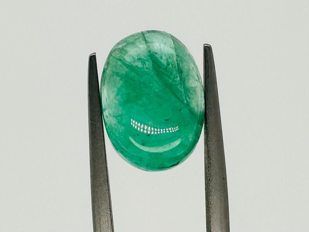 Null 4.71 CT OVAL CUT EMERALD - AIG CERTIFICATE - P30101-1