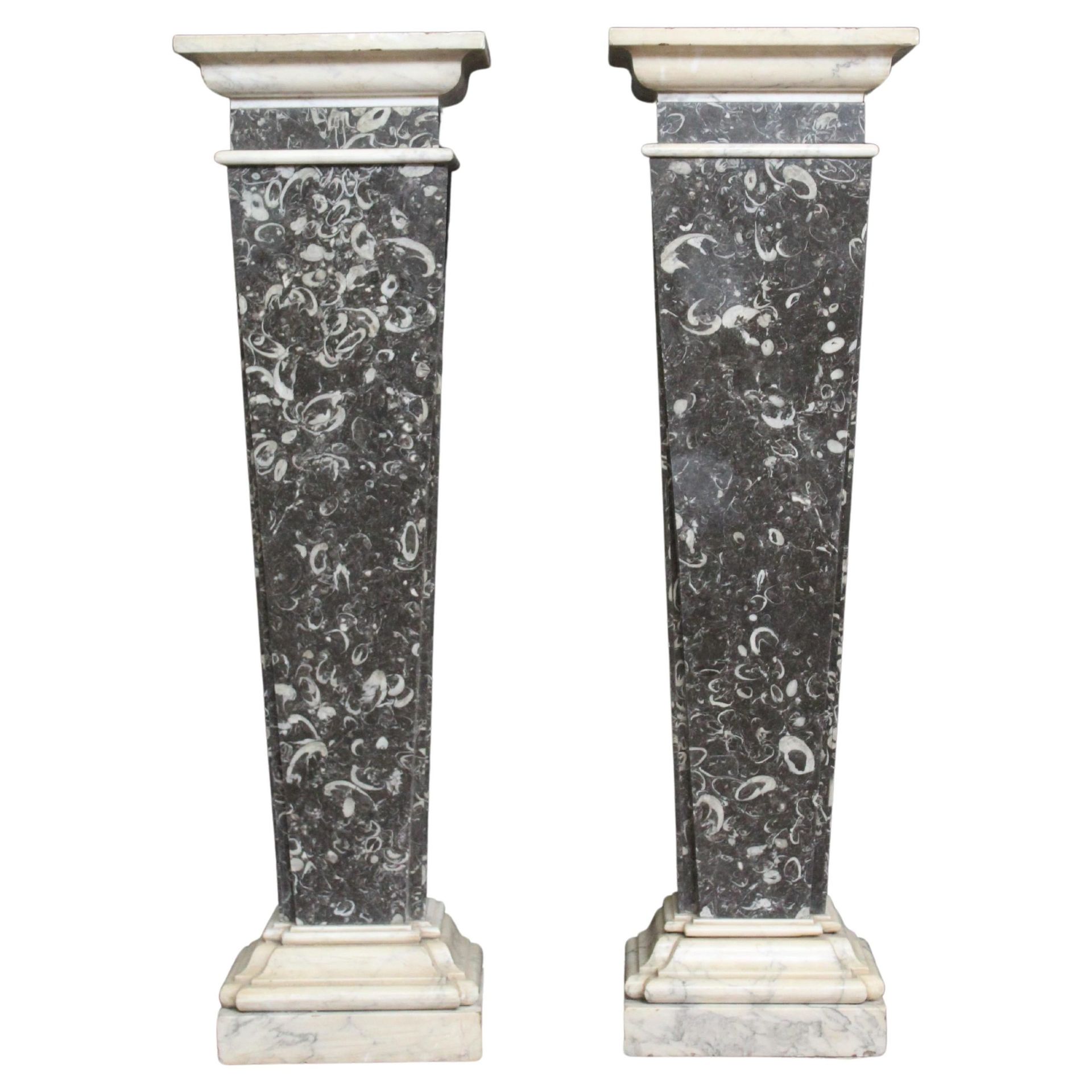 Null Paire de colonnes en marbre précieux 123x26x36cm XXème siècle