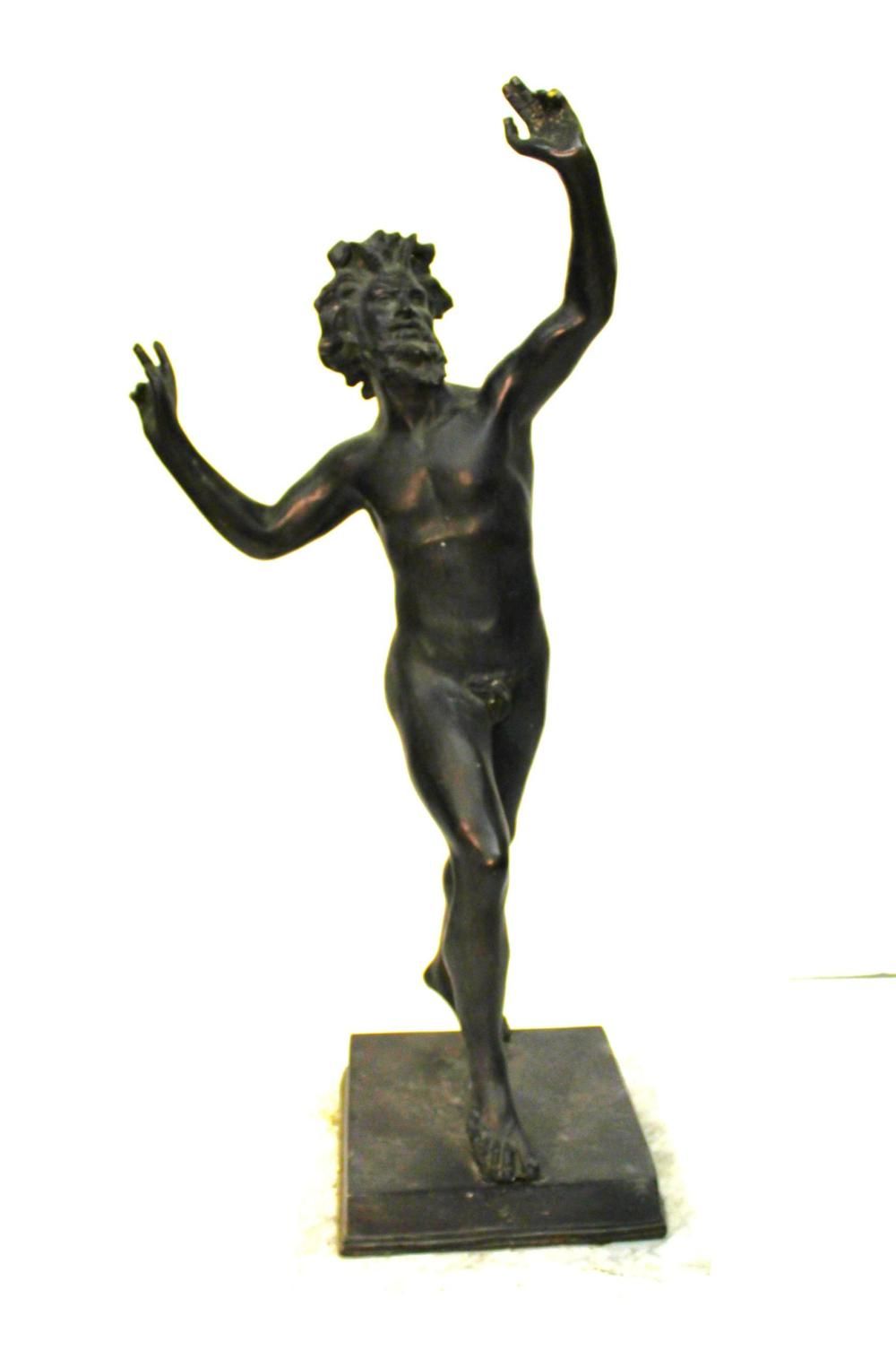 Null Escultura, Faune dansant en bronze, 20e siècle, 87x30x30cm