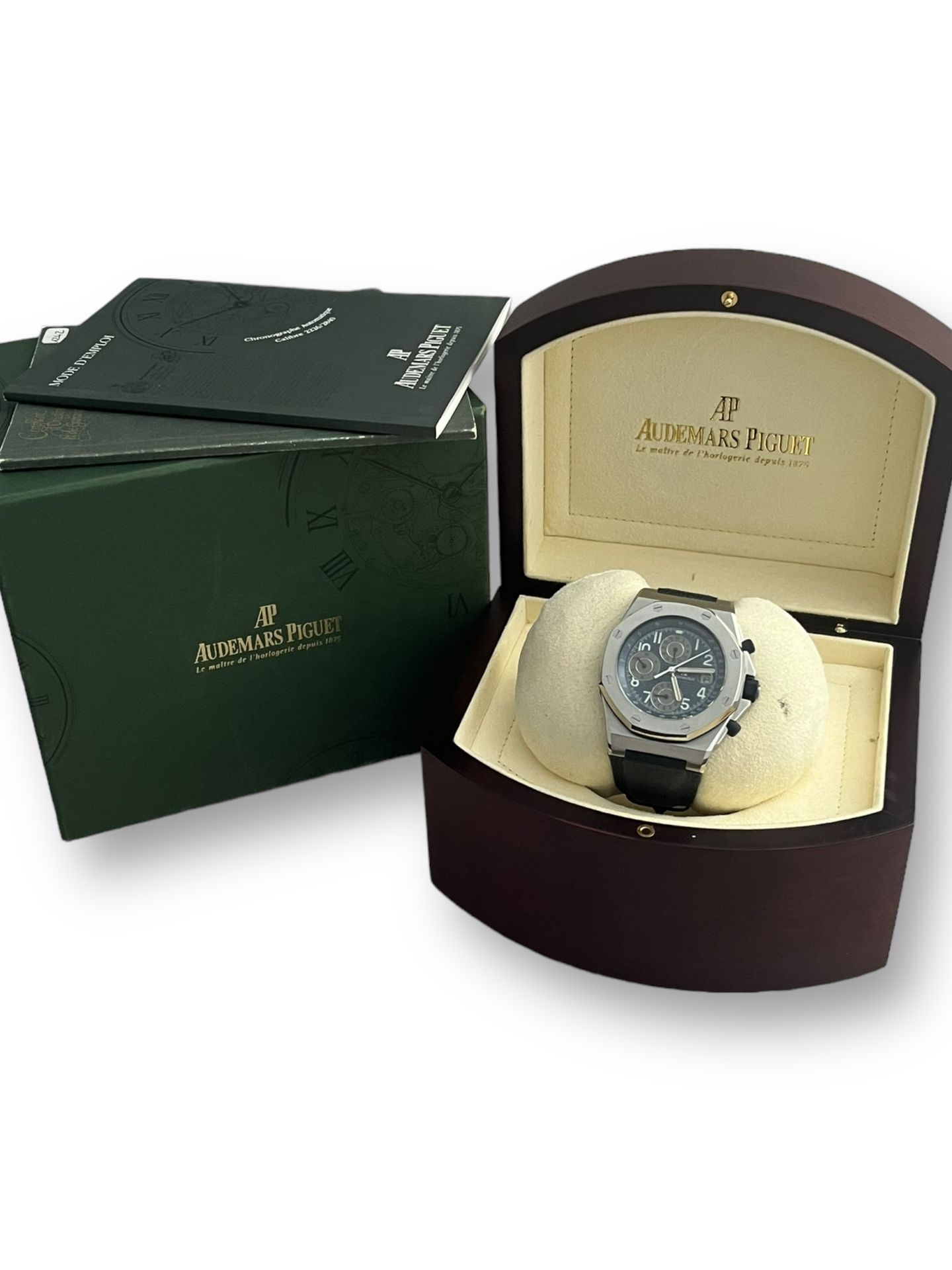 Null AUDEMARS PIGUET
Royal Oak Offshore model
Chronograph wristwatch. Octagonal &hellip;