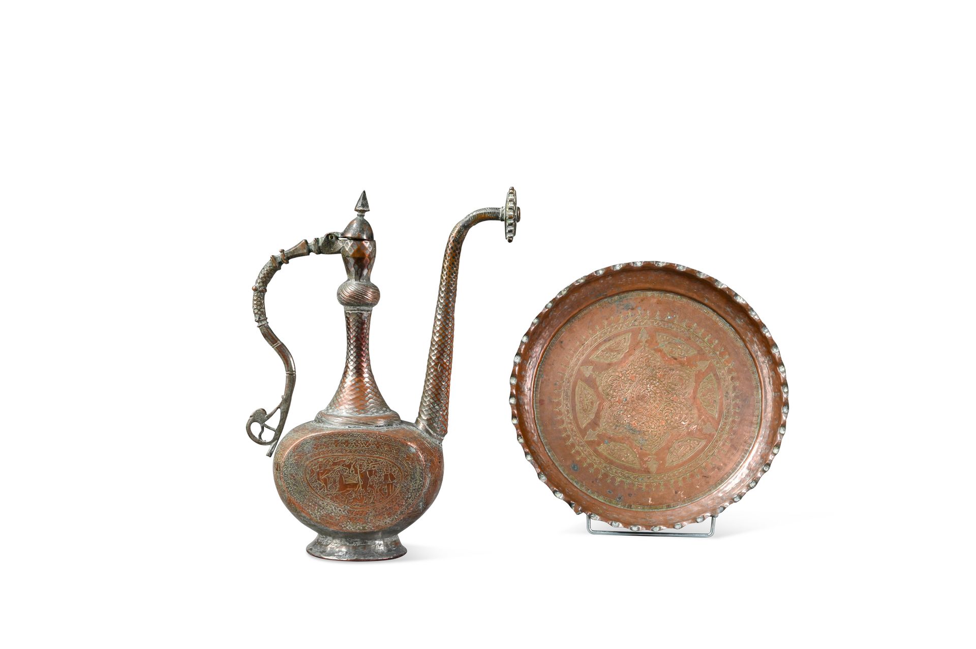 Aiguière et son plateau in red copper, engraved with horsemen in reserves, twist&hellip;