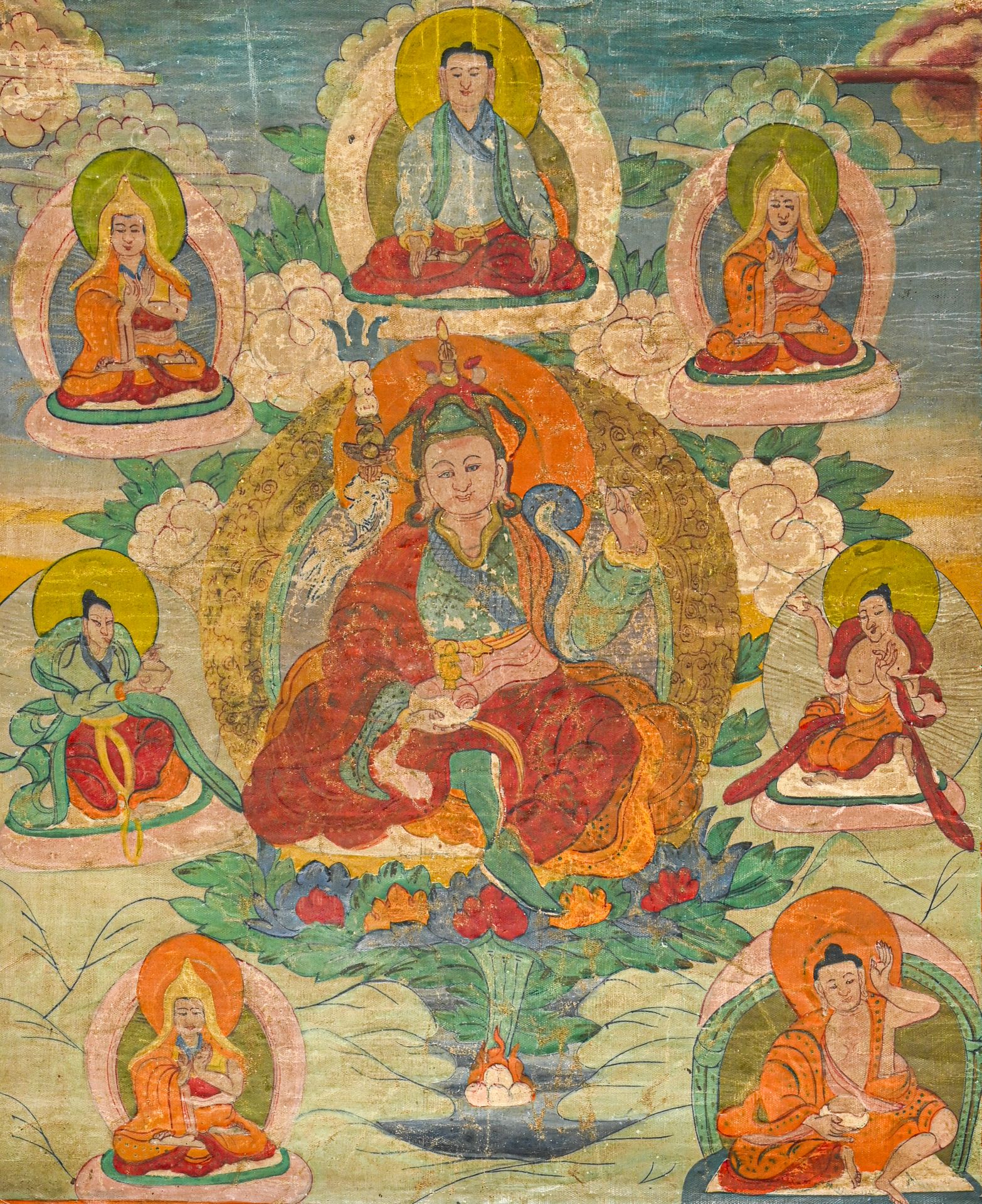 TIBET - XIXème siècle 显示达赖喇嘛被七个弟子包围的唐卡

H.33 cm - W. 28 cm AS