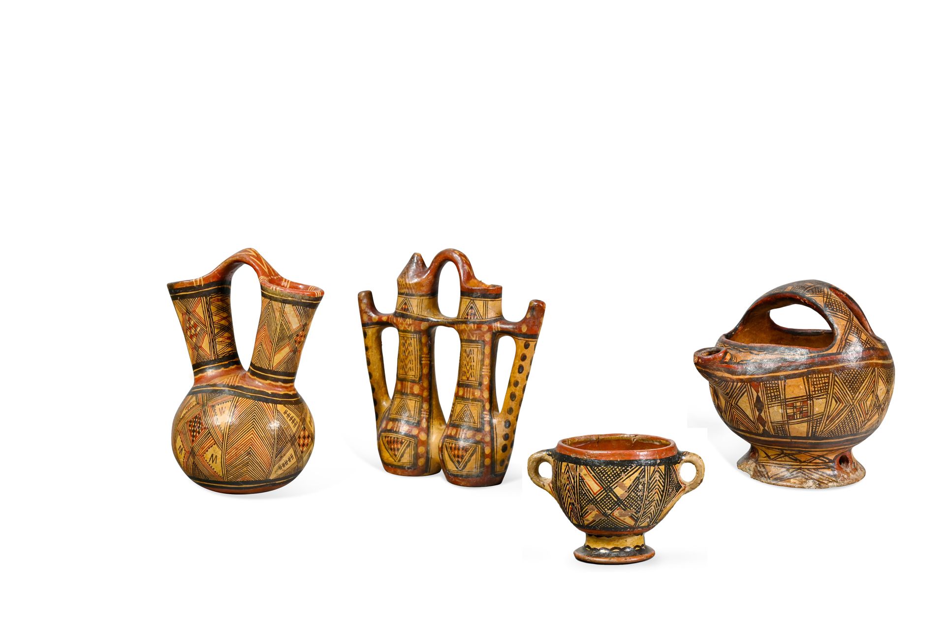 MAGHREB - XIXè / XXè siècle Lot of four Berber ceramics

Dried clay, engobed and&hellip;