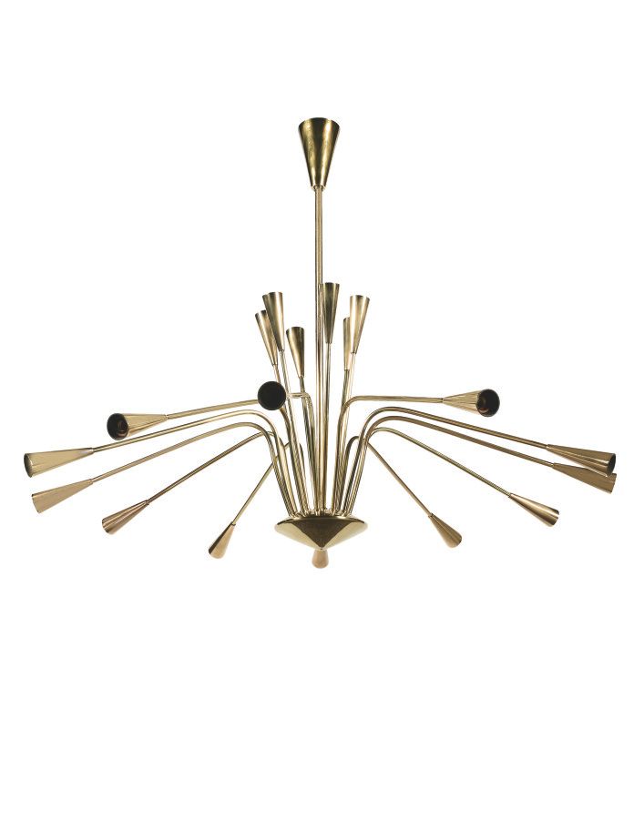 Null 归属于Oscar TORLASCO（二十世纪）。

1970年代的作品

黄铜悬架，有十八个灯臂

H.103 cm - D. 100 cm

状况良&hellip;